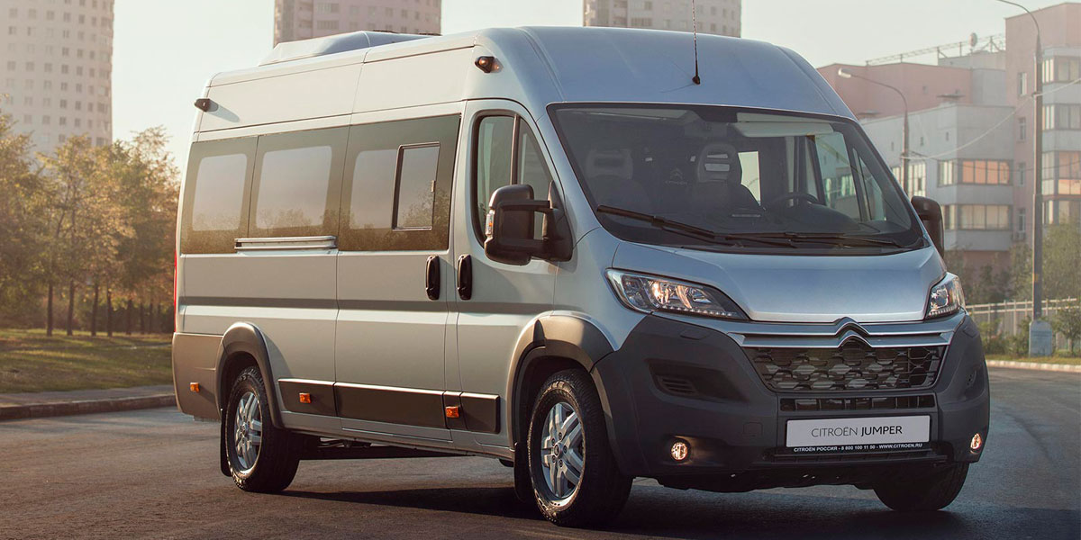 Выезд за миграционной картой на микроавтобусе Citroen Jumper 20 мест - стоимость 2800 рублей